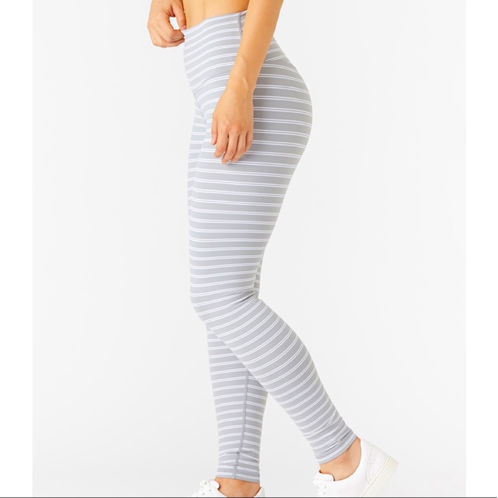 GLYDER Sultry Leggings Graphite w/White Stripes